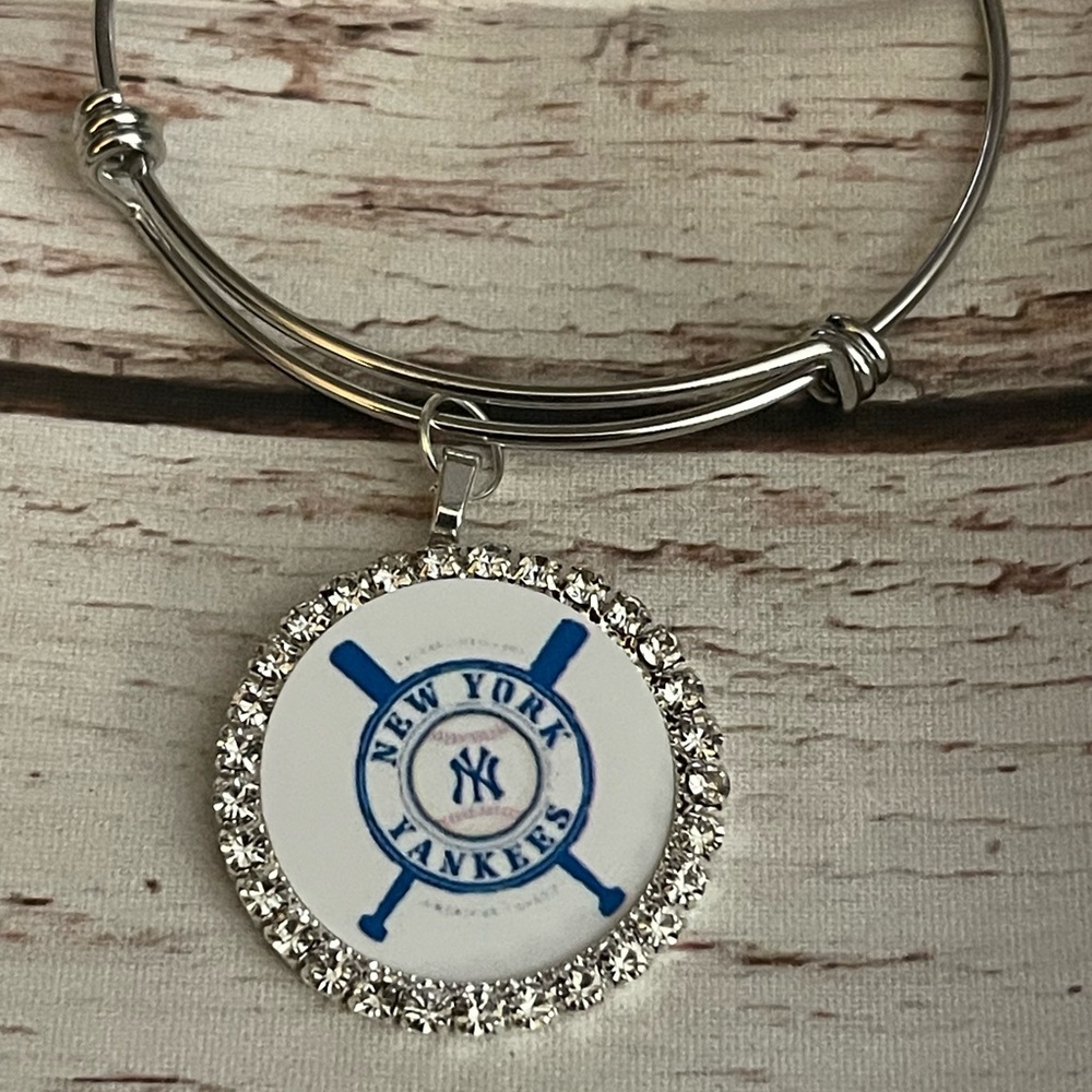 New York Yankees bracelet